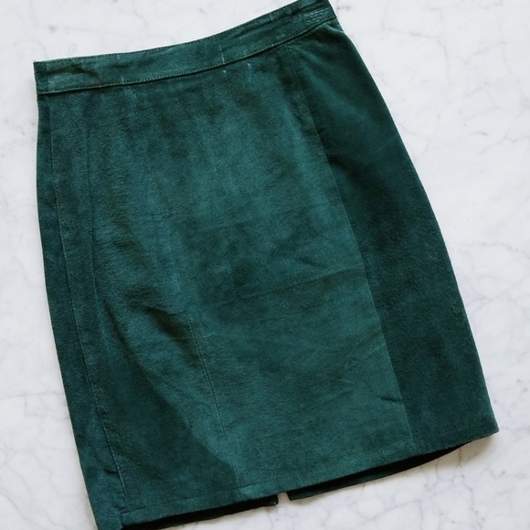 Vintage Dresses & Skirts - 🍂Vintage Green Genuine Suede Skirt